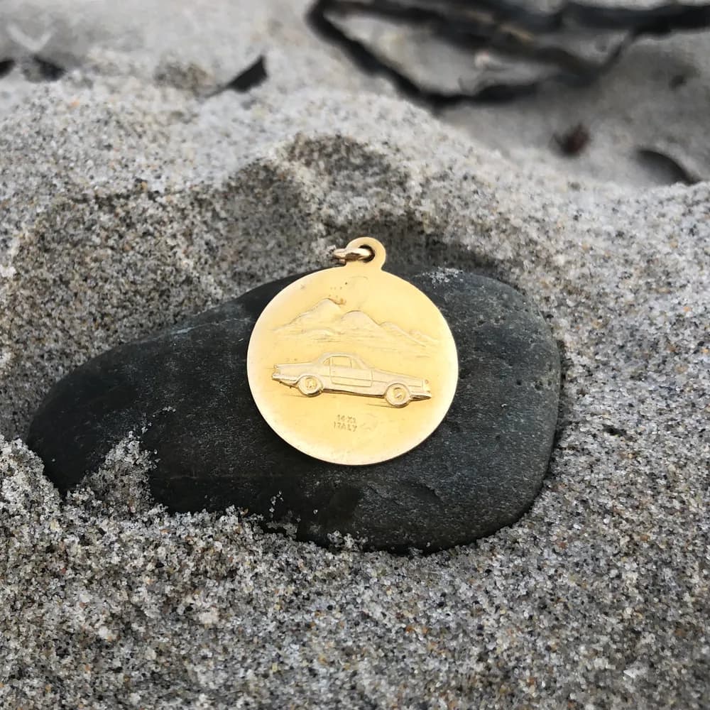 Gold Saint Christopher pendant reunited with its owner